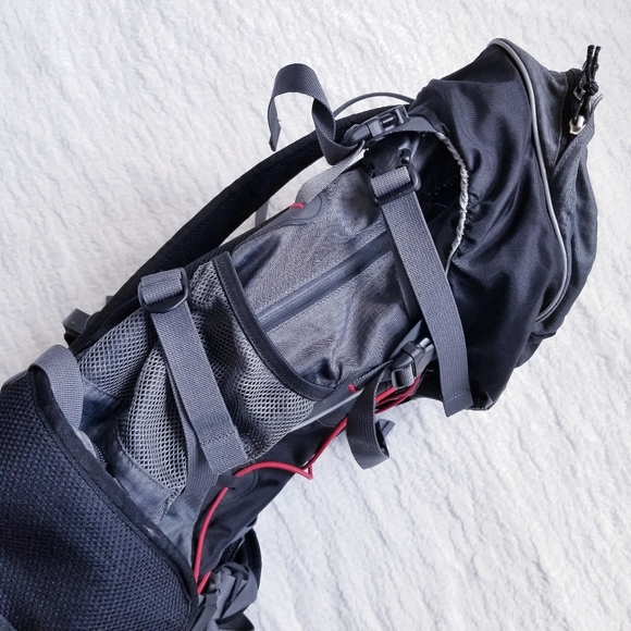 Eddie Bauer 50 L Alpine Express Hiking Backpack - Picture 9 of 11